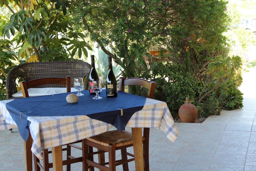 Agriturismo Campesi Casale Tra Le Vigne أغلينتو المظهر الخارجي الصورة