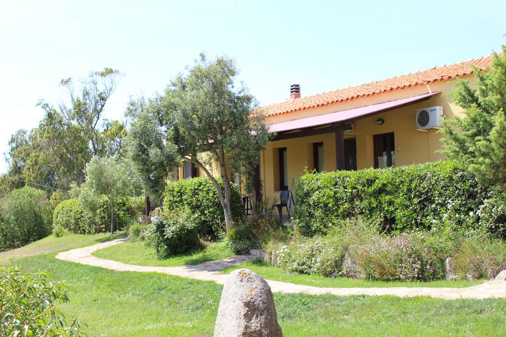 Agriturismo Campesi Casale Tra Le Vigne أغلينتو المظهر الخارجي الصورة