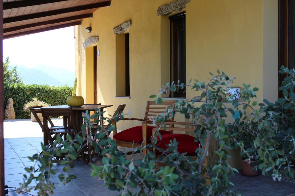 Agriturismo Campesi Casale Tra Le Vigne أغلينتو المظهر الخارجي الصورة